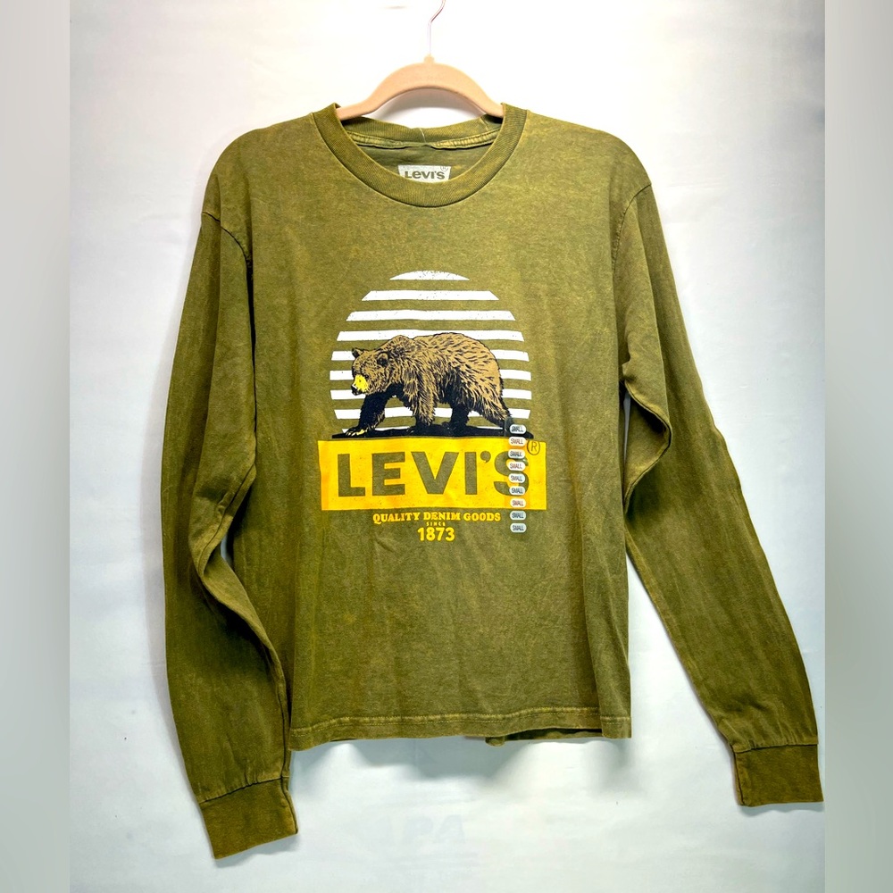 Levi's Graphic Tee Mens S Army Green W/Gold Accents Cotton Outdoor Gorpcore